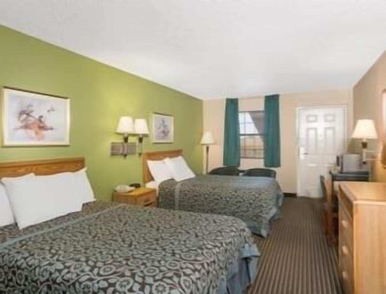 Days By Wyndham Hotel 3*